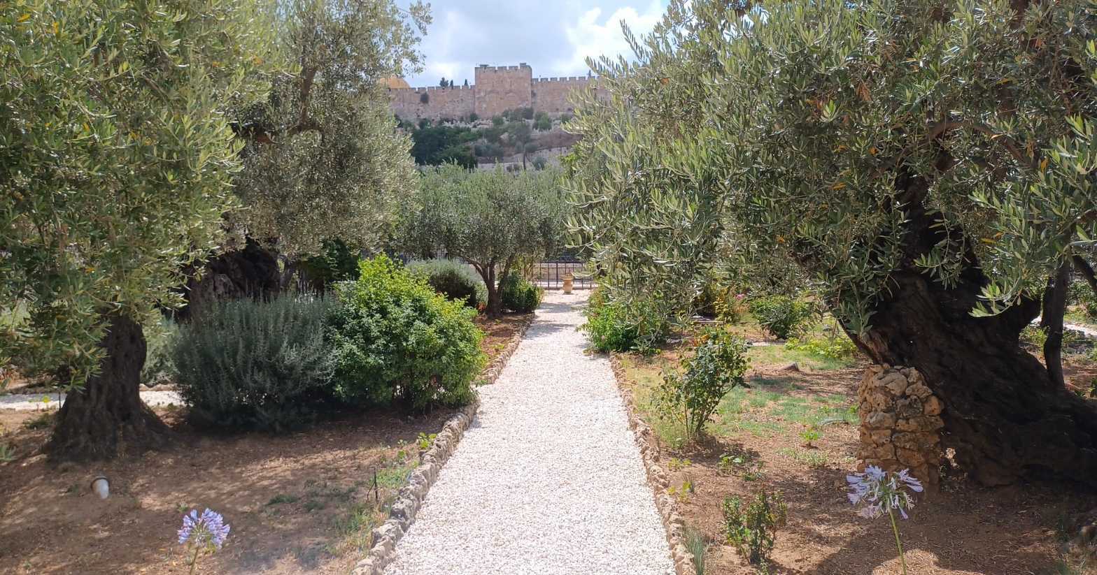 Prata com sujeira não tem valor