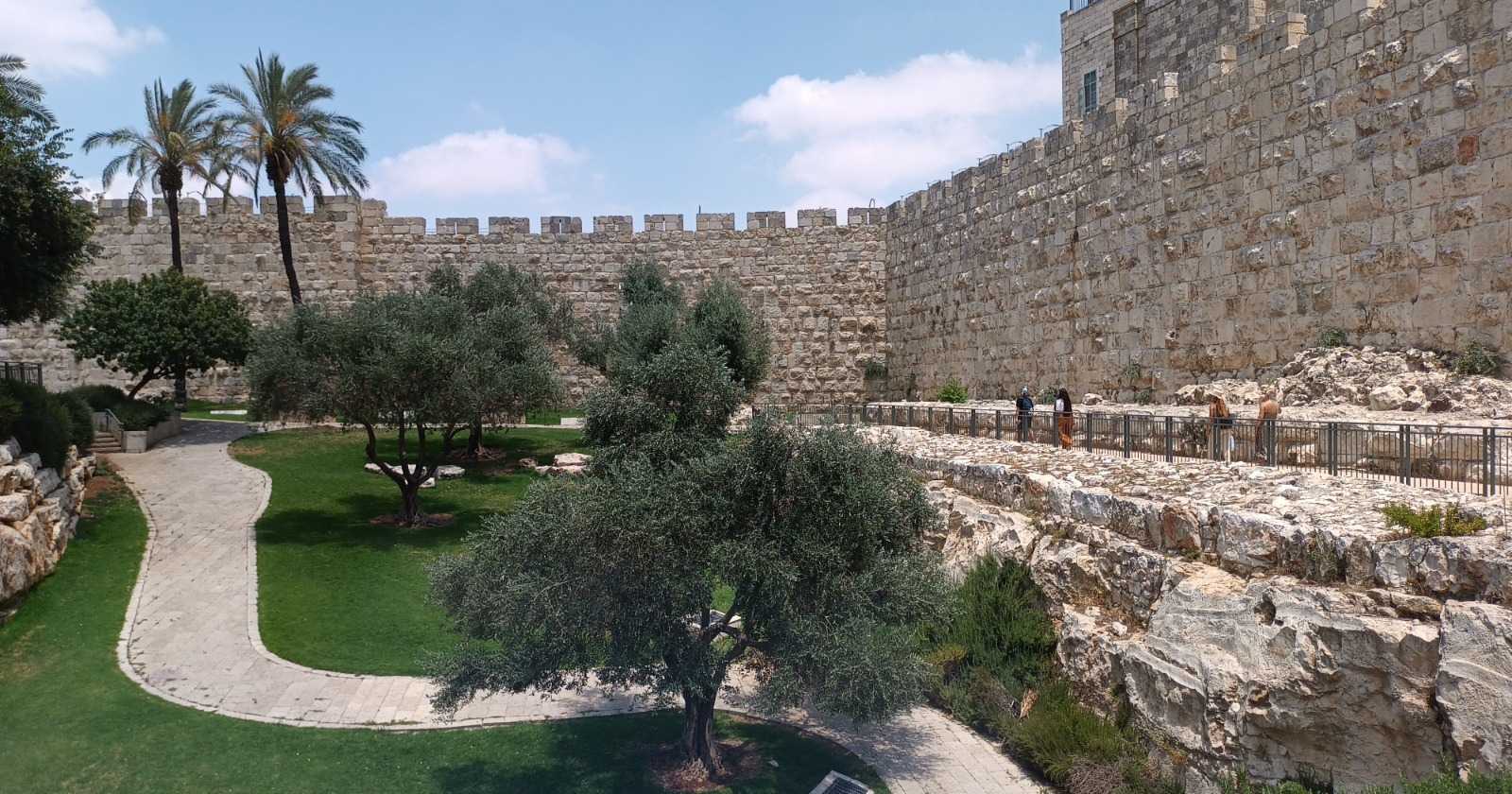 Jesus ensinou a confiar nas promessas de Deus