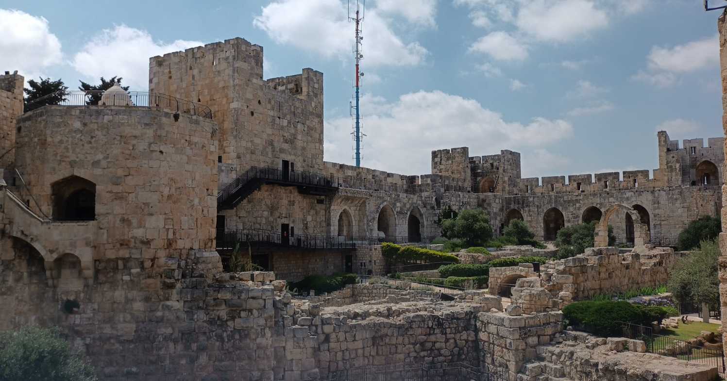 Profeta: A sentinela que avisa dos perigos espirituais  - Parte I