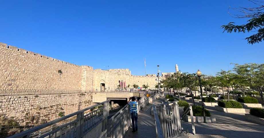 Irmãos de igreja: “Suportai-vos uns aos outros”