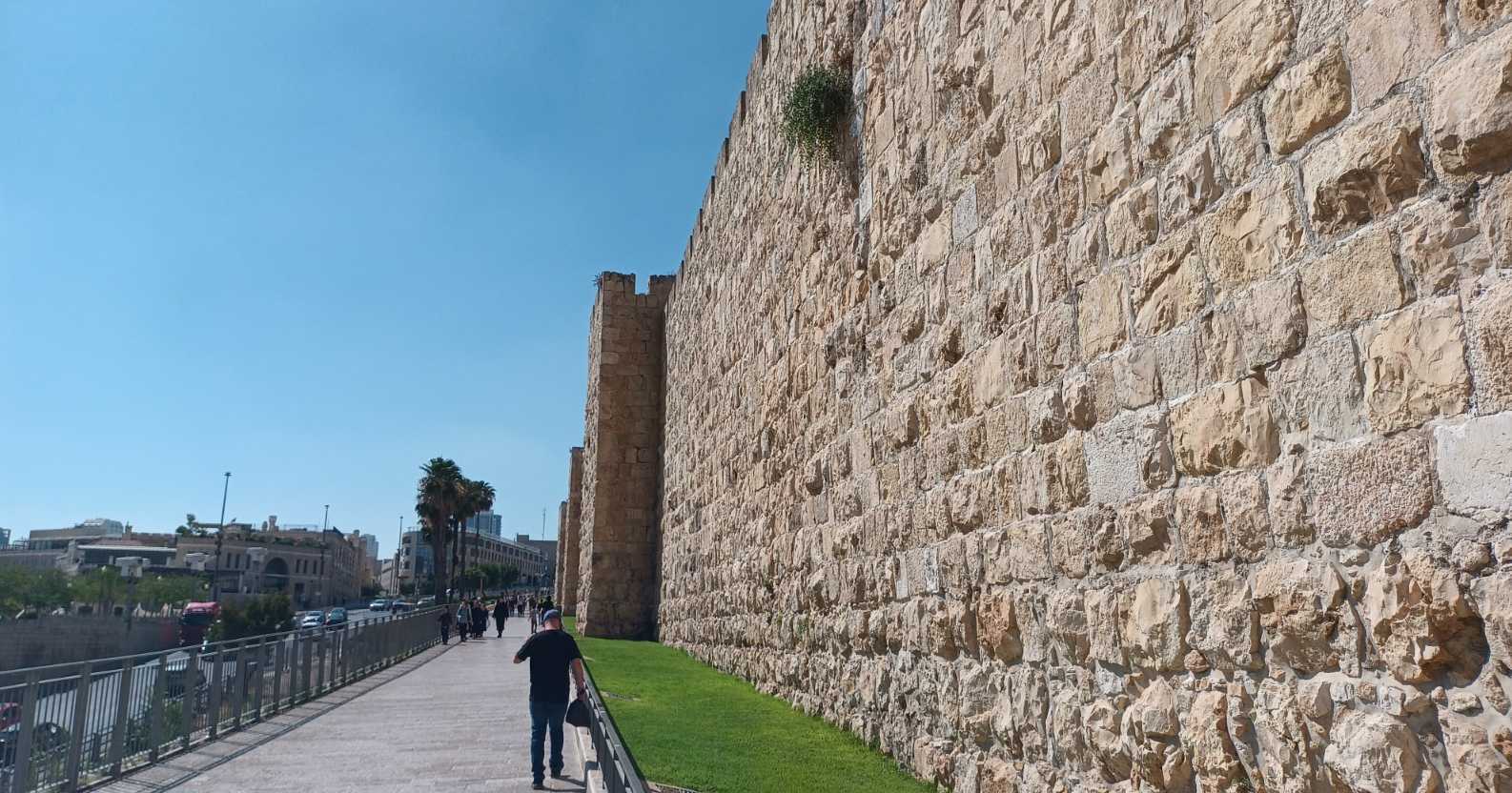 Os cristãos dos últimos dias terão que orar bastante