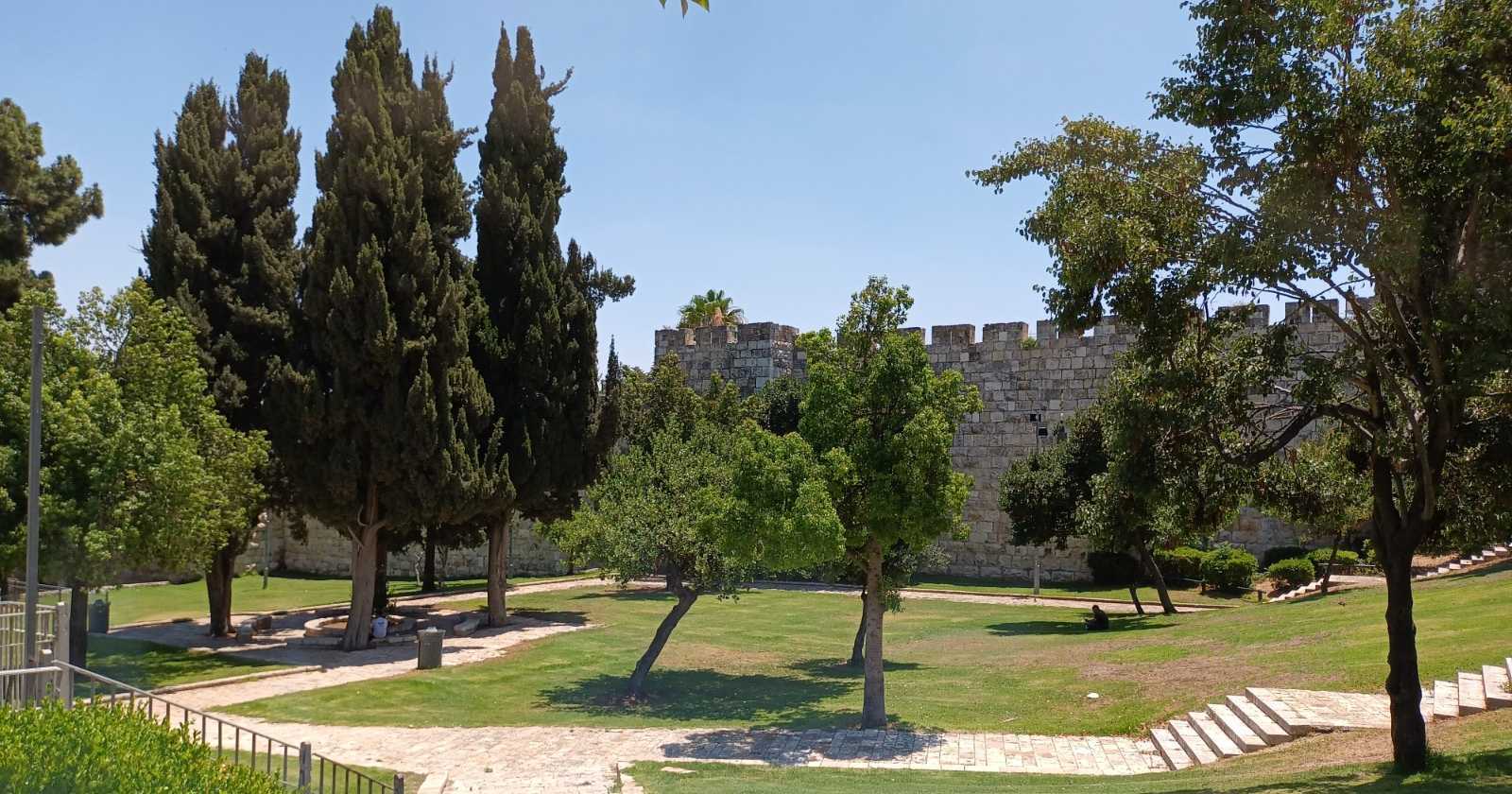 Adão e Eva foram reprovados no Jardim do Éden